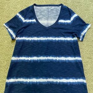 Blue striped tee